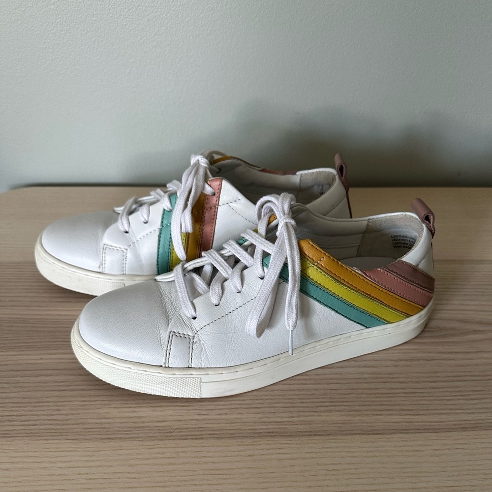 Seychelles Stand out rainbow sneaker